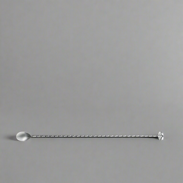 43.5 cm stainless steel bar spoon with muddler end in silver finish

Flat-bottom cocktail spoon with twisted handle

Muddler and spoon combo tool for bartending

Silver bar spoon resting on cocktail shaker

Close-up of twisted handle and muddler end