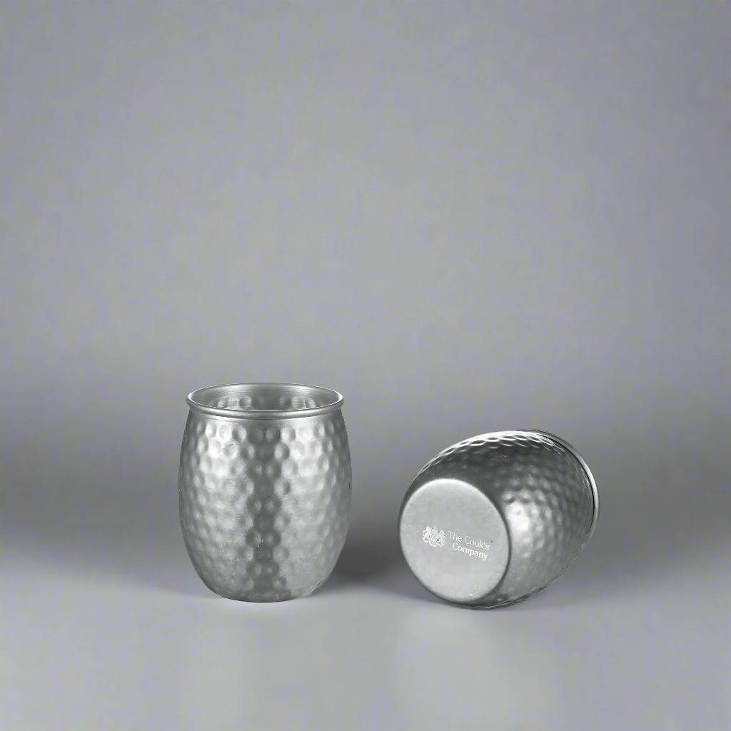 The Cooks Company Moscow Mule Mug 550 ml in silver stainless steel
Side view of The Cooks Company 550 ml silver cocktail mug with handle
Top view of silver stainless steel Moscow Mule mug by The Cooks Company
Large 550 ml silver Moscow Mule mug with smooth finish
Modern stainless steel mug for cocktails – The Cooks Company
The Cooks Company silver mule mug for mojitos and iced drinks
Ergonomic handle on The Cooks Company silver 550 ml cocktail mug
The Cooks Company silver Moscow Mule mug on bar count